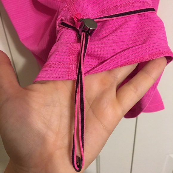 Lululemon pink workout tank w/ tie thought bottom - Picture 7 of 7